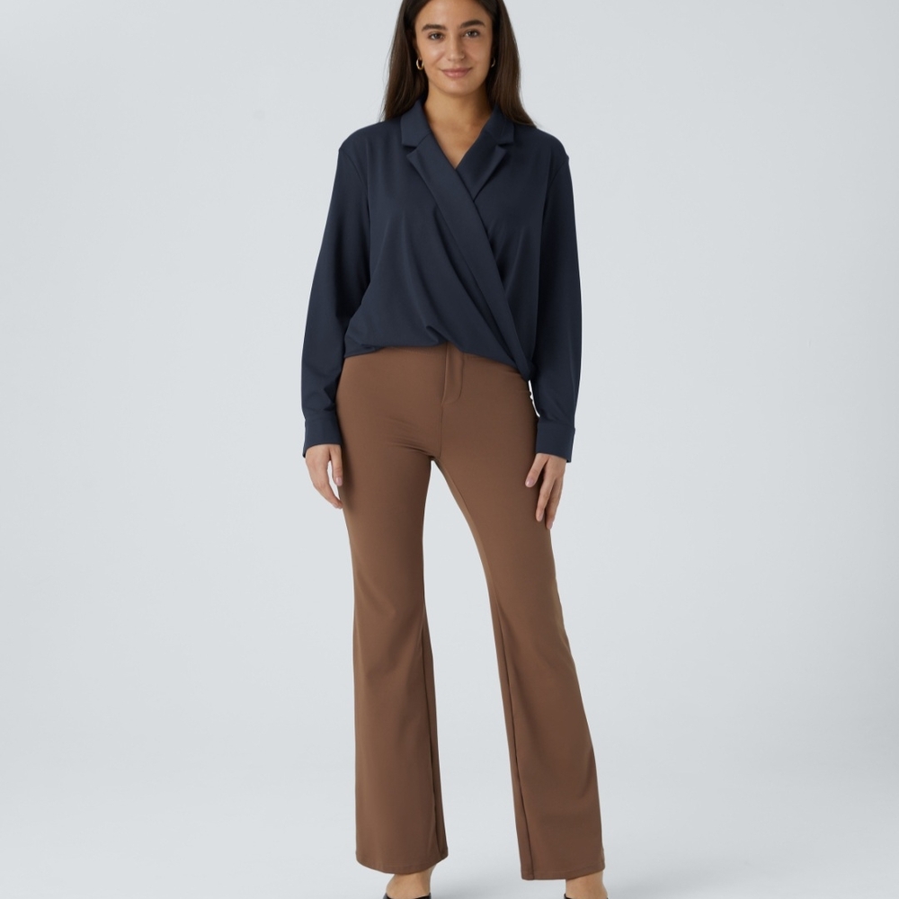 NWT HALARA Blue Notched Collar Crossover Long Sleeve Shirt ( Size: S)